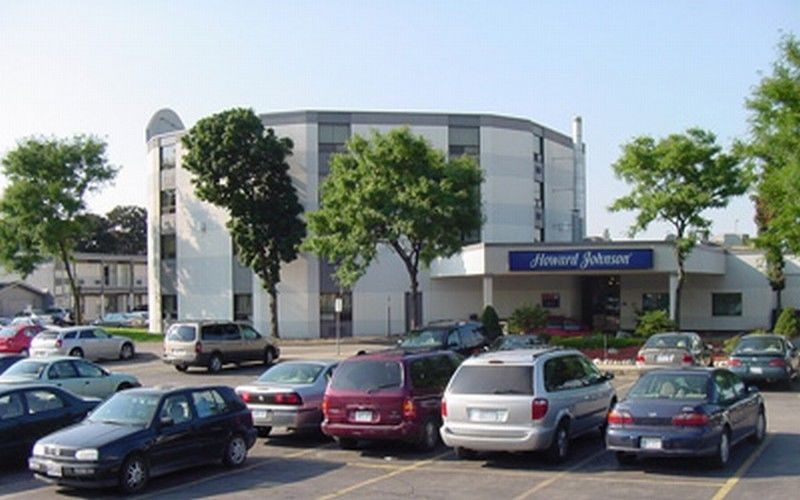 Howard Johnson By Wyndham Kitchener Conestoga Ngoại thất bức ảnh